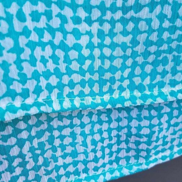 Fever Turquoise White Sleeveless Top with Longer Sides Size Large - Picture 6 of 12